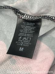 MaxSold Auction: Women&#39;s Fashion Nova Roses are Red Floral and Lace Pants, Size M - Cobourg (Ontario, Canada) SELLER MANAGED Reseller  Online Auction - Burnham Street