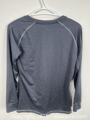 MaxSold Auction: Women&#39;s FemoFit Grey Athletic Long Sleeved Top, Size L - Cobourg (Ontario, Canada) SELLER MANAGED Reseller  Online Auction - Burnham Street