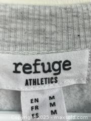 MaxSold Auction: Women&#39;s Refuge Athletics Venice Grey Crewneck Sweatshirt, Size M - Cobourg (Ontario, Canada) SELLER MANAGED Reseller  Online Auction - Burnham Street