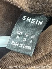 MaxSold Auction: Women&#39;s Shein Los Angeles Brown Hooded Sweatshirt, Size M - Cobourg (Ontario, Canada) SELLER MANAGED Reseller  Online Auction - Burnham Street