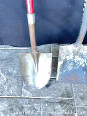 MaxSold Auction: 3 shovels - Cocoa (Florida, USA) SELLER MANAGED Estate Sale Online Auction - Broadcast Court.