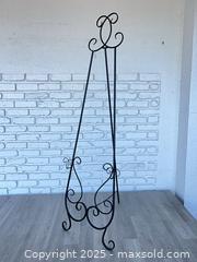 MaxSold Auction: Picture art large easel - Cocoa (Florida, USA) SELLER MANAGED Estate Sale Online Auction - Broadcast Court.