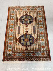MaxSold Auction: Persian Rug  - Markham (Ontario, Canada) PARTNER MANAGED Reseller Online Auction -  Essex Avenue