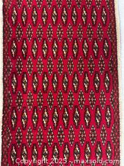 MaxSold Auction: Persian Rug  - Markham (Ontario, Canada) PARTNER MANAGED Reseller Online Auction -  Essex Avenue