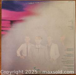 MaxSold Auction: Icehouse - Icehouse LP - Mallorytown (Ontario, Canada) SELLER MANAGED Downsizing Online Auction - County Road 2