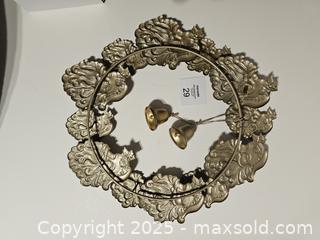 MaxSold Auction: Vintage Metal Santa Wreath - London (Ontario, Canada) SELLER MANAGED Downsizing Online Auction - Sterling Street