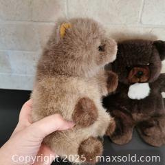 MaxSold Auction: 2 Little Stuffed Animals Gund - Grimsby (Ontario, Canada) SELLER MANAGED Reseller Online Auction - Mountview Avenue