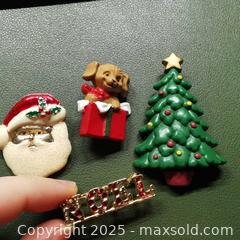 MaxSold Auction: 4 Christmas Brooches Pins Noel Christmas Tree Santa - Grimsby (Ontario, Canada) SELLER MANAGED Reseller Online Auction - Mountview Avenue