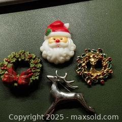 MaxSold Auction: 4 Christmas Brooches Pins Santa Wreath - Grimsby (Ontario, Canada) SELLER MANAGED Reseller Online Auction - Mountview Avenue