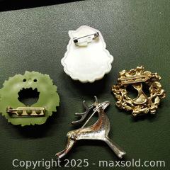 MaxSold Auction: 4 Christmas Brooches Pins Santa Wreath - Grimsby (Ontario, Canada) SELLER MANAGED Reseller Online Auction - Mountview Avenue