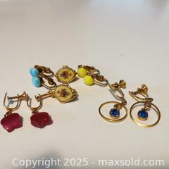MaxSold Auction: 4 Sets of Retro Earrings Clipons/Screwback - Grimsby (Ontario, Canada) SELLER MANAGED Reseller Online Auction - Mountview Avenue
