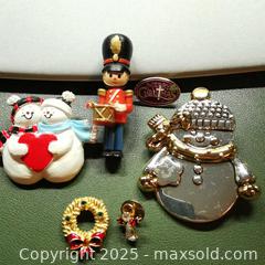 MaxSold Auction: 6 Christmas Brooches Pins Drummer Boy Snowman  - Grimsby (Ontario, Canada) SELLER MANAGED Reseller Online Auction - Mountview Avenue