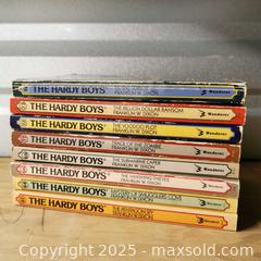 MaxSold Auction: 8 Vintage Hardy Boys Paperbacks Mysteries  - Grimsby (Ontario, Canada) SELLER MANAGED Reseller Online Auction - Mountview Avenue