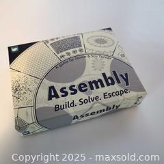 MaxSold Auction: Assmbly Card Game - Grimsby (Ontario, Canada) SELLER MANAGED Reseller Online Auction - Mountview Avenue
