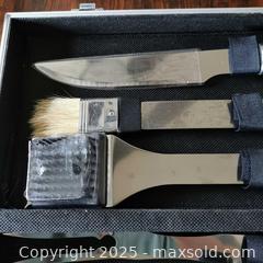 MaxSold Auction: BBQ Set in Case Never Used but some Damage - Grimsby (Ontario, Canada) SELLER MANAGED Reseller Online Auction - Mountview Avenue