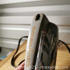 MaxSold Auction: Hamilton Beach Mixette Hand Mixer Vintage - Grimsby (Ontario, Canada) SELLER MANAGED Reseller Online Auction - Mountview Avenue