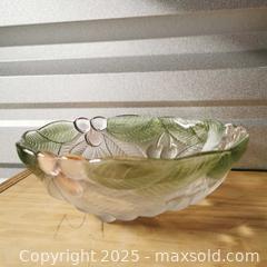 MaxSold Auction: Mikasa Bountiful Cherries 9.5" Bowl - Grimsby (Ontario, Canada) SELLER MANAGED Reseller Online Auction - Mountview Avenue