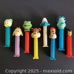 MaxSold Auction: Mixed Lot of 8 Pez Candy Dispensers Retro - Grimsby (Ontario, Canada) SELLER MANAGED Reseller Online Auction - Mountview Avenue