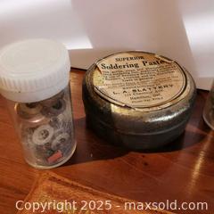 MaxSold Auction: Mixed Lot of Metal Bits Vintage - Grimsby (Ontario, Canada) SELLER MANAGED Reseller Online Auction - Mountview Avenue