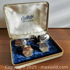 MaxSold Auction: Mixed Set of 2 Cufflinks Pairs and Box - Grimsby (Ontario, Canada) SELLER MANAGED Reseller Online Auction - Mountview Avenue