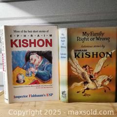 MaxSold Auction: Set of 2 Ephraim Kishon Books Israeli Author Yiddish - Grimsby (Ontario, Canada) SELLER MANAGED Reseller Online Auction - Mountview Avenue