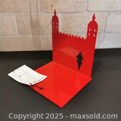 MaxSold Auction: Tower of London Bookstop Metal - Grimsby (Ontario, Canada) SELLER MANAGED Reseller Online Auction - Mountview Avenue