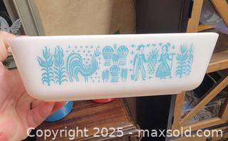 MaxSold Auction: Vintage Pyrex Bowls (4) Amish Butterprint, Horizon Blue, Primary Colors  - South Heidelberg Township (Pennsylvania, USA) SELLER MANAGED Downsizing Online Auction - North Galen Hall Road