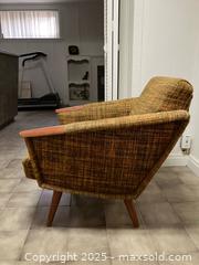 MaxSold Auction: Mid-century arm chair - Toronto (Ontario, Canada) SELLER MANAGED Downsizing Online Auction -  Ridelle Avenue