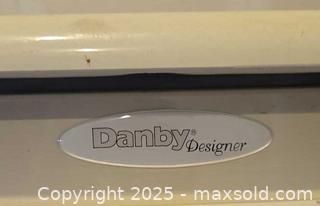 MaxSold Auction: Danby Designer Upright Freezer, White  C - Ottawa (Ontario, Canada) PARTNER MANAGED Downsizing Online Auction - Coast Circle