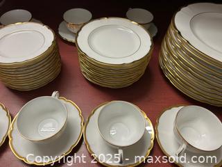 MaxSold Auction: Robert Haviland and C. Parlon Limoges Porcelain Dishes - Pickering (Ontario, Canada) SELLER MANAGED Reseller Online Auction - Old Brock Road