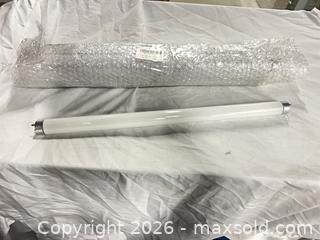 MaxSold Auction: 48in G13 Bi-Pin Fluorescent/LED Replacement Tubes, Set of 4 - Toronto (Ontario, Canada) SELLER MANAGED Downsizing Online Auction - Duncan Mills Road (STORAGE)