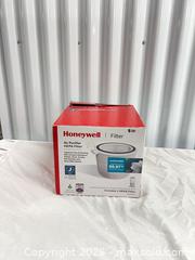 MaxSold Auction: Honeywell J True HEPA Replacement Filter - Single Box - Toronto (Ontario, Canada) SELLER MANAGED Downsizing Online Auction - Duncan Mills Road (STORAGE)