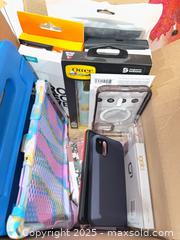 MaxSold Auction: Cellphone accessory lot  - Toronto (Ontario, Canada) SELLER MANAGED Estate Sale Online Auction -  Lunness Road