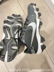 MaxSold Auction: KIDS BASEBALL CLEATS 12k and 2.5Y - Toronto (Ontario, Canada) SELLER MANAGED Estate Sale Online Auction -  Lunness Road