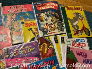 MaxSold Auction: Comic Book Lot - Varied, Vintage Cartoon Titles and More  - Stoughton (Massachusetts, USA) SELLER MANAGED Downsizing Online Auction - West Street