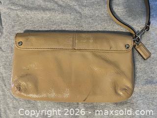 MaxSold Auction: Vintage Coach Wristlet Handbag Wallet Purse  - Stoughton (Massachusetts, USA) SELLER MANAGED Downsizing Online Auction - West Street