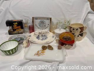MaxSold Auction: Vintage Dishware & Decor Lot MMV1 - Stoughton (Massachusetts, USA) SELLER MANAGED Downsizing Online Auction - West Street