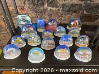 MaxSold Auction: Vintage Snowglobes - Stoughton (Massachusetts, USA) SELLER MANAGED Downsizing Online Auction - West Street