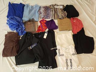 MaxSold Auction: Women's Clothing & Accessories  - Stoughton (Massachusetts, USA) SELLER MANAGED Downsizing Online Auction - West Street