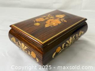 MaxSold Auction: Vintage Italian inlaid wood music and jewelry box - Menlo Park (California, USA) SELLER MANAGED Downsizing Online Auction - Henderson Place
