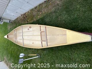 MaxSold Auction: Fibreglass Canoe - Prince Edward (Ontario, Canada) PARTNER MANAGED Downsizing Online Auction - Conger Drive