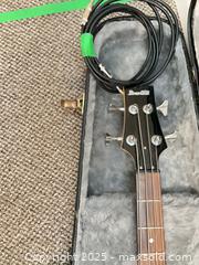 MaxSold Auction: Ibanez Electric Bass Guitar - Prince Edward (Ontario, Canada) PARTNER MANAGED Downsizing Online Auction - Conger Drive