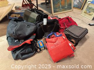 MaxSold Auction: Briefcases, Bags and Totes B - Mississauga (Ontario, Canada) Estate Sale Online Auction - Captain Court