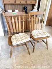 MaxSold Auction: Chairs C  - Mississauga (Ontario, Canada) Estate Sale Online Auction - Captain Court