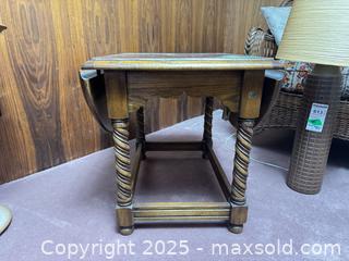 MaxSold Auction: Oak Drop-Leaf Side Table with Barley-Twist Legs - Mississauga (Ontario, Canada) Estate Sale Online Auction - Captain Court