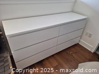 MaxSold Auction: IKEA White Dresser - Toronto (Ontario, Canada) SELLER MANAGED Moving Online Auction - Dovercourt Road (CONDO)