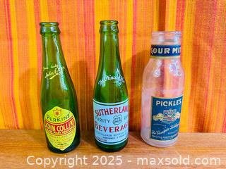 MaxSold Auction: Mint Applied Color Label Sodas and Antique Pickle Jar - Hamilton (Ontario, Canada) SELLER MANAGED Estate Sale Online Auction - Gertrude Street