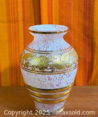 MaxSold Auction: Vintage Art Glass Vase with Gold Accents - Hamilton (Ontario, Canada) SELLER MANAGED Estate Sale Online Auction - Gertrude Street