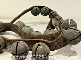 MaxSold Auction: Antique Brass Leather Sleigh Bells (x2)  - Toronto (Ontario, Canada) PARTNER MANAGED Downsizing Online Auction - Scarborough Road
