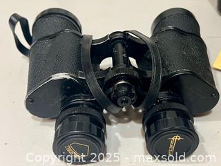 MaxSold Auction: Vintage Carl Schultz Courier Binoculars in Case  - Toronto (Ontario, Canada) PARTNER MANAGED Downsizing Online Auction - Scarborough Road
